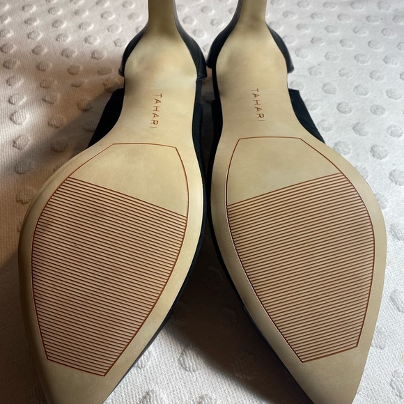 TAHARI Stella Black Suede/Leather Cap Toe Heel - Picture 8 of 16